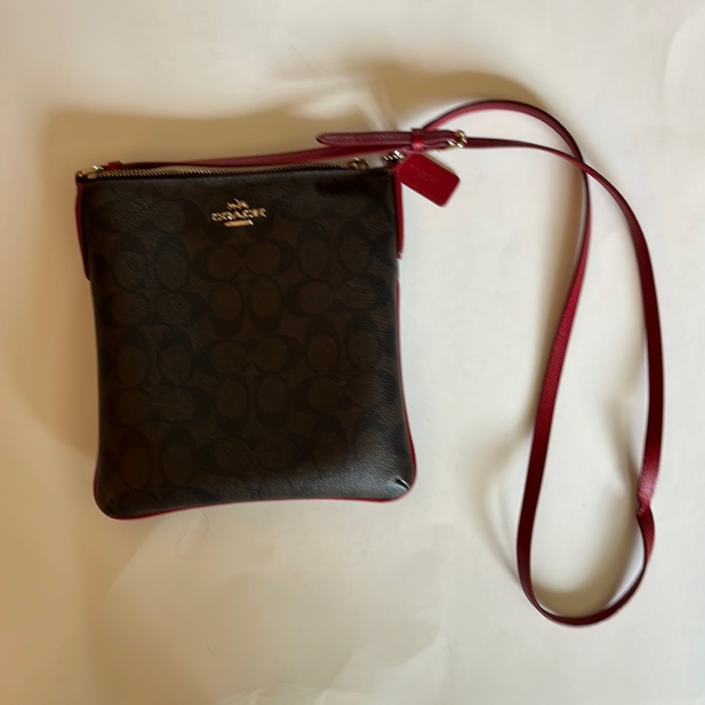 Coach crossbody. Great condition.